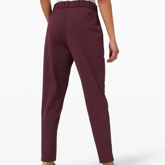 Lululemon Keep Moving Pant Cassis Burgundy Wine  Size 4 - Picture 2 of 8